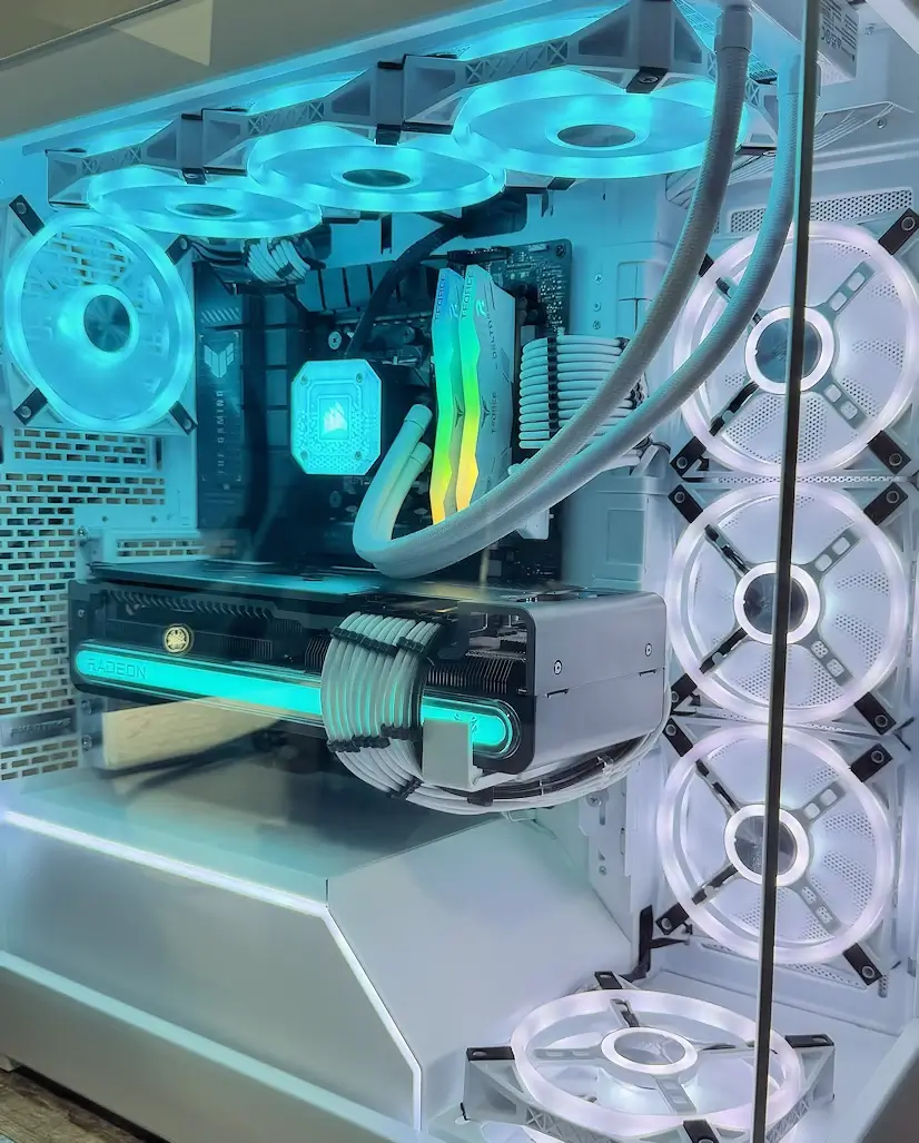 Montaje Gaming PC Phanteks Los Molinos